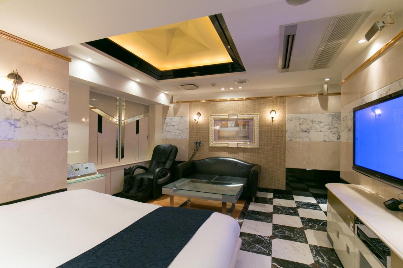 Hotel D-Wave Shinjuku（Adult Only) Токио Экстерьер фото